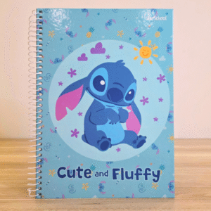 Caderno Universitário (80 FLS) Coleção Stitch & Angel - Stitch Fofinho